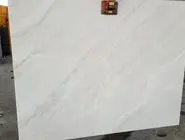 سه‌گانه سنگ‌های لوکس ایران: راهنمای انتخاب بین چینی ازنا، تراورتن عباس آباد و ابیانه