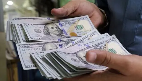 دلار آمریکا زیر فشار بیثباتی مالی
