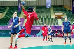 شگفتی‏‌ای که در ریاض خلق شد/بررسی عملکرد درخشان تیم ملی هندبال زنان ایران در گفت‏‌وگو با هانیه کریمی بازیکن این تیم