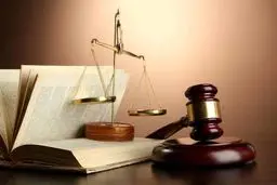 خودمختاری حقوقی؟/درباره محکومیت ۱۲وکیل در مشهد