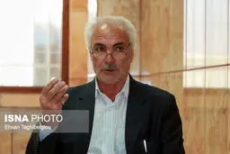 اکبر عباسی فعال سیاسی اصولگرا در زنجان:استاندار چندان مدیران موفق در کابینه خود ندارد