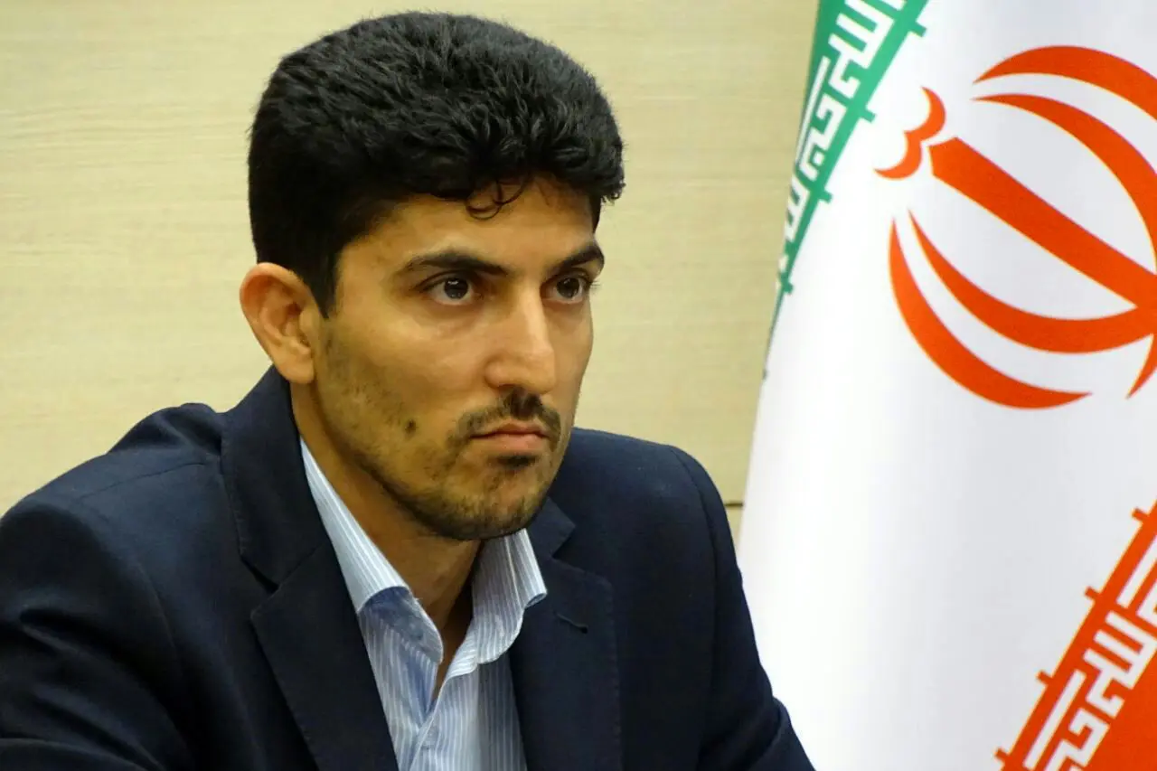 محمد محبی کارشناس انرژی: گازوئیل قاچاق از 7 تا 85 هزار تومان به فروش میرسد